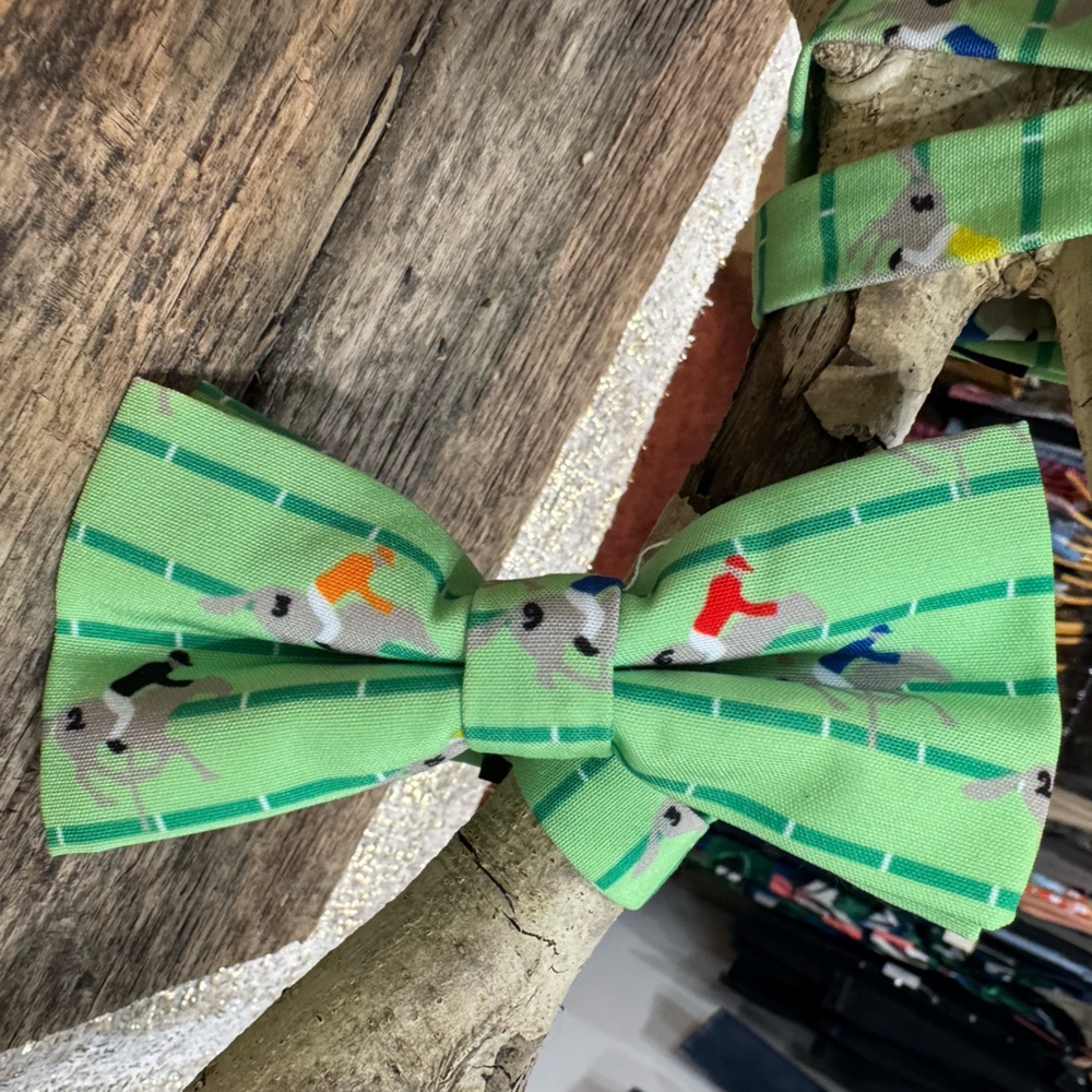 Steeple Chase or Derby horse race bowtie